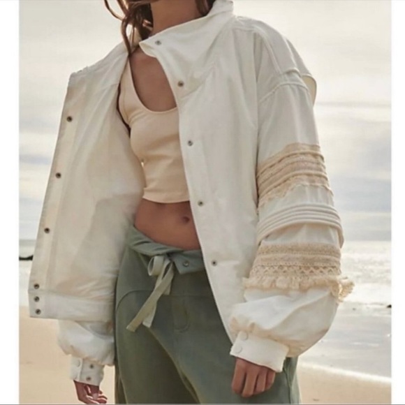 Free People Jackets & Blazers - NWOT Free People Movement Solstice Jacket, White, Sz. M
